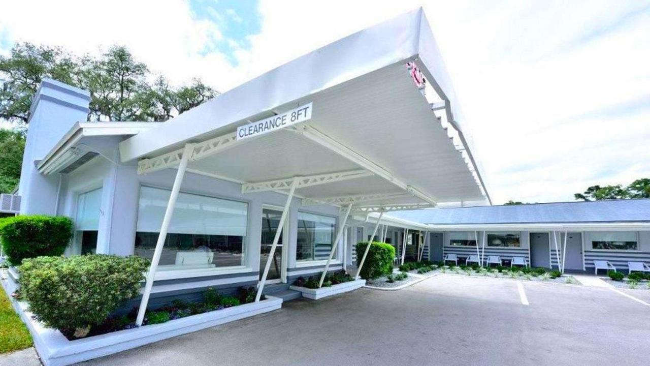 ซัน พลาซ่า โมเทล Motel ซิลเวอร์สปริงส์ ภายนอก รูปภาพ